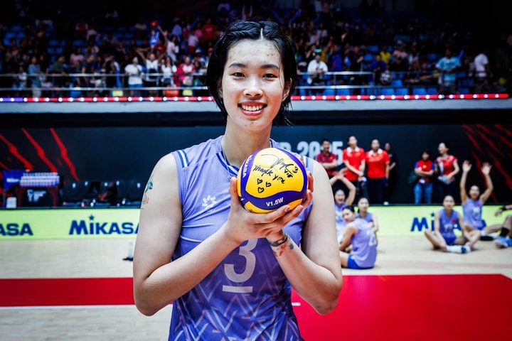 Chủ công Trần Thị Thanh Thúy chính thức lên đường sang Nhật Bản thi đấu