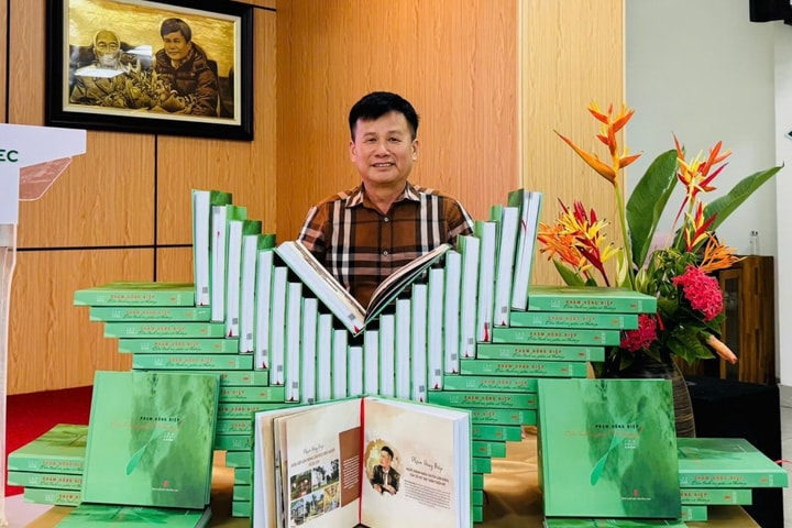 "Bản tình ca giữa vô thường" - Nơi ghi dấu tình yêu quê hương đất nước của doanh nhân Phạm Hồng Điệp