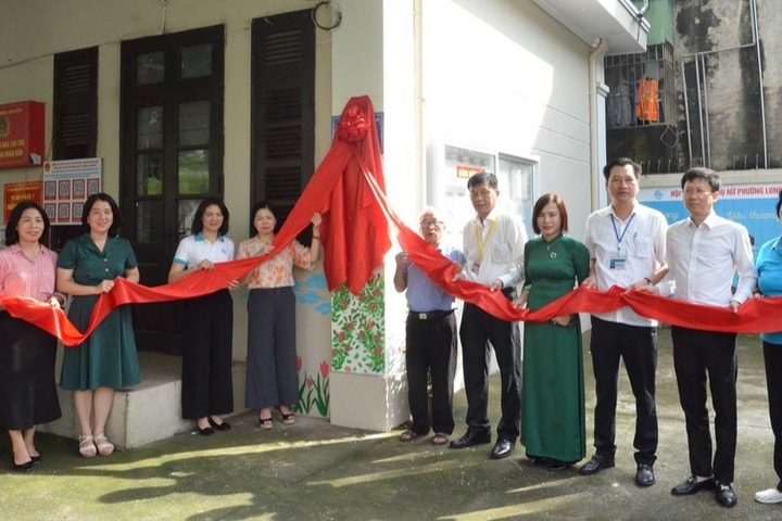 Ngõ sáng đèn, phố thêm đẹp, gắn kết cộng đồng dân cư