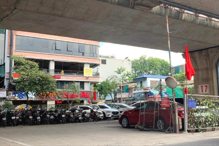Hà Nội: Di dời bãi trông giữ xe không đúng quy định khỏi phạm vi hành lang đường bộ