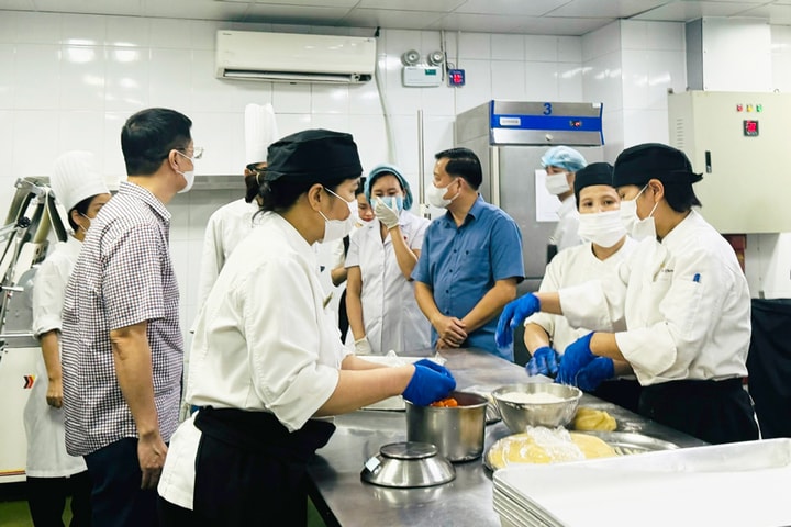 Mùa bánh trung thu năm 2025: Kiểm tra sớm, bảo đảm an toàn thực phẩm