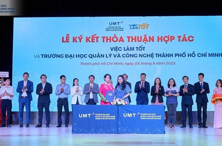 Việc Làm Tốt và UMT hợp tác chiến lược Nâng tầm trải nghiệm thực tiễn logistics 4.0 cho sinh viên