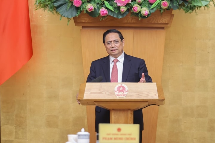 Thủ tướng yêu cầu hoàn thành vượt mục tiêu đưa vào khai thác 3.000 km đường bộ cao tốc