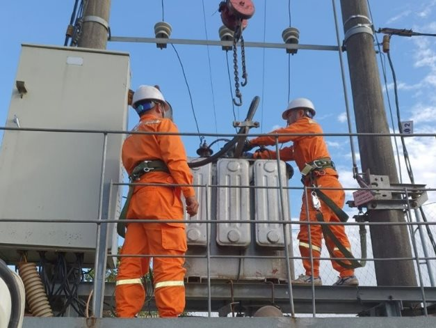 [Podcast] EVN và khoản "lỗ chính sách": Giá điện thấp, chi phí đội cao