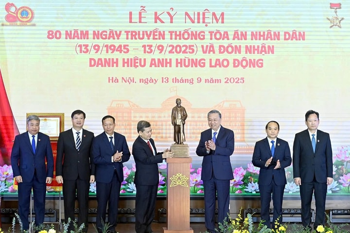 Tổng Bí thư Tô Lâm: Tòa án phải là điểm tựa vững chắc của công bằng và lẽ phải