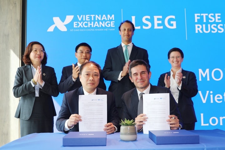 Sở Giao dịch chứng khoán Việt Nam và FTSE hợp tác nâng chuẩn chỉ số thị trường