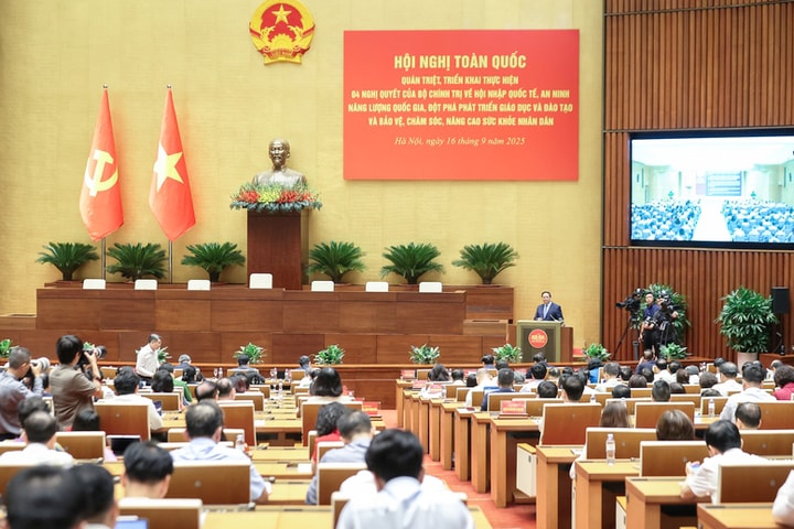 Triển khai quyết liệt, đồng bộ để bồi đắp thêm những động lực mới