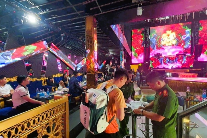 Đắk Lắk: Triệt phá đường dây tuồn ma túy vào quán bar
