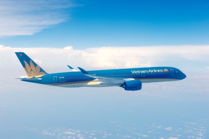 Máy bay Vietnam Airlines hạ cánh khẩn cấp tại Istanbul