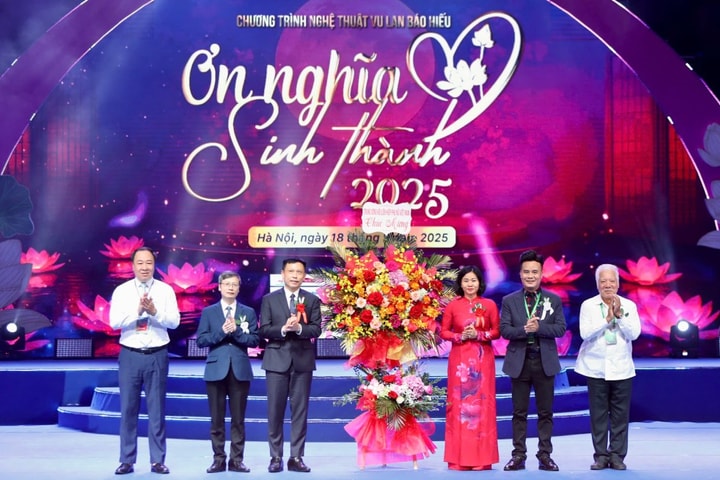 Chương trình nghệ thuật Ơn nghĩa sinh thành 2025 Góp phần gìn giữ những giá trị nhân bản trong truyền thống dân tộc