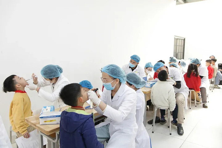 Kiểm tra sức khỏe định kỳ: lá chắn bảo vệ học sinh khỏi bệnh tật học đường