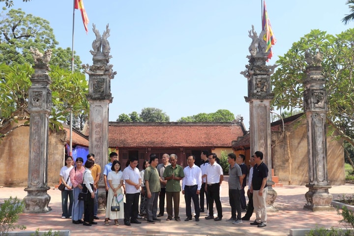 Hướng về Khu Cháy Anh hùng - bồi đắp truyền thống, tiếp lửa hôm nay