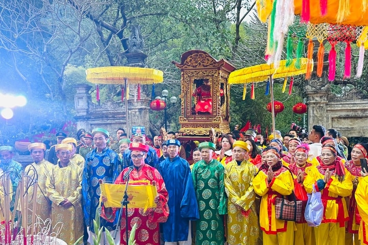 Triển khai Luật Di sản văn hoá 2024: Kỳ cuối: Tôn vinh nghệ nhân, nâng tầm di sản phi vật thể Thủ đô