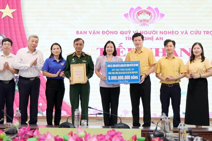 Thành phố Hồ Chí Minh hỗ trợ Nghệ An 8 tỷ đồng khắc phục hậu quả sau thiên tai