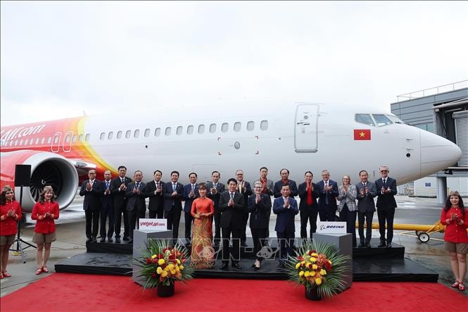 Chủ tịch nước Lương Cường dự lễ bàn giao máy bay Boeing đầu tiên cho Vietjet