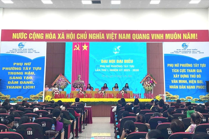 Bà Phạm Thị Diễm Hằng là Chủ tịch Hội Liên hiệp phụ nữ phường Tây Tựu