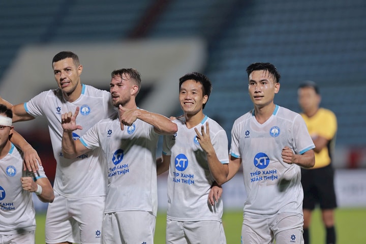 Thép xanh Nam Định thắng chật vật đội bóng Campuchia tại Cúp C1 Đông Nam Á