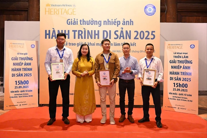 Bộ ảnh về hành trình theo dấu cá voi Bryde giành giải Đặc biệt Giải thưởng nhiếp ảnh Heritage