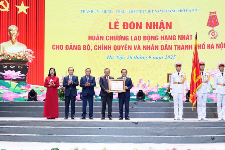 Hà Nội hoàn thành nhiệm vụ xây dựng Nông thôn mới, đón nhận Huân chương Lao động hạng Nhất