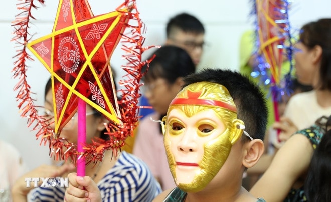 Những phong tục truyền thống trong ngày Rằm Trung thu ở Việt Nam