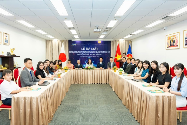Ra mắt Mạng lưới giảng dạy tiếng Việt và văn hóa Việt Nam toàn cầu