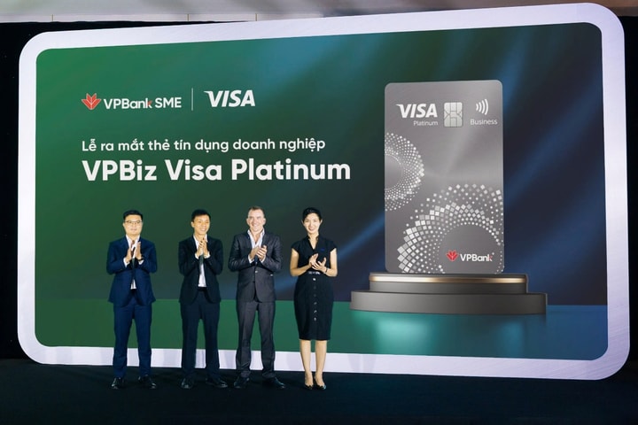 Doanh nghiệp bứt phá trong thời biến động nhờ 3 chìa khóa số