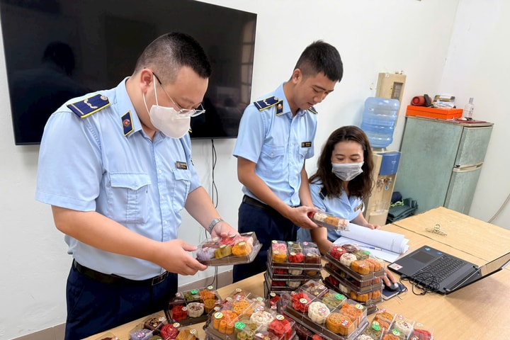 Hà Nội: Tăng cường kiểm tra thị trường Tết Trung thu, bảo vệ quyền lợi người tiêu dùng