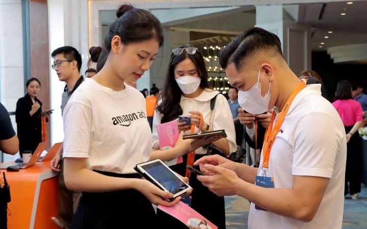 Nhiều doanh nghiệp có đơn hàng lớn trên sàn ngoại