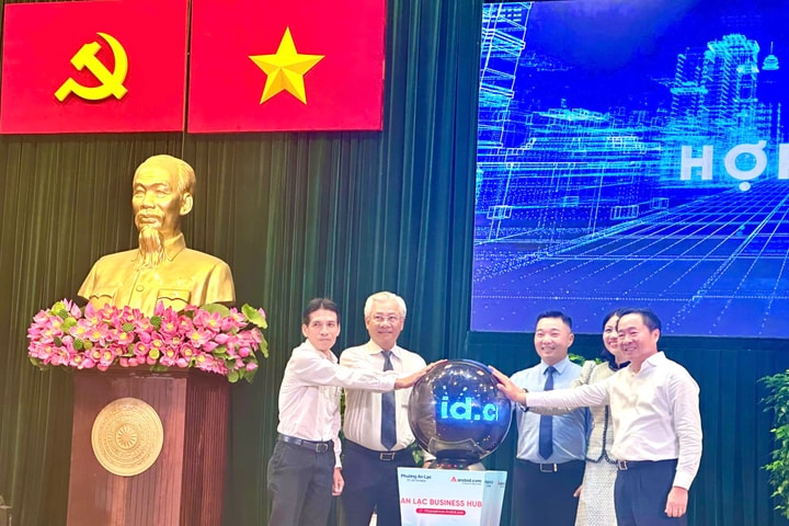 Ra mắt nền tảng thương mại điện tử B2B địa phương đầu tiên của Việt Nam