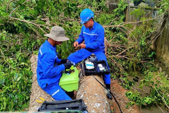 Thông tin liên lạc được duy trì ở các khu vực bị ảnh hưởng sau bão số 10