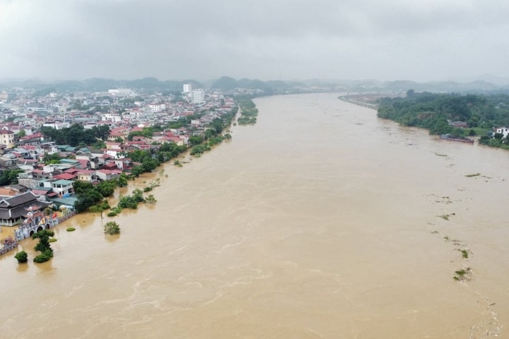 Cảnh báo lũ khẩn trên các sông
