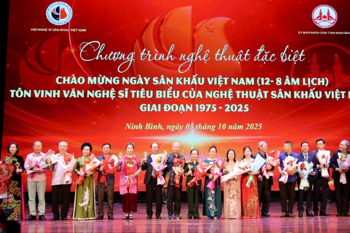 Tôn vinh hơn 200 văn nghệ sĩ sân khấu Việt Nam tiêu biểu giai đoạn 1975-2025