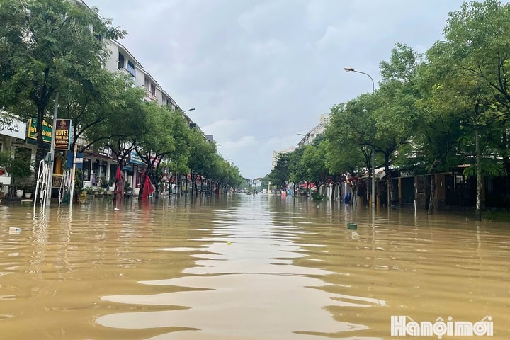 [Podcast] Tin tức ngày 7-10: Hà Nội: 30 trường học bị ngập, hàng nghìn người dân bị mất điện sau bão số 11