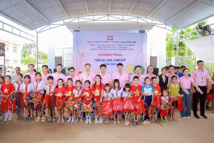 Mang "ánh trăng yêu thương" đến với hàng ngàn em nhỏ