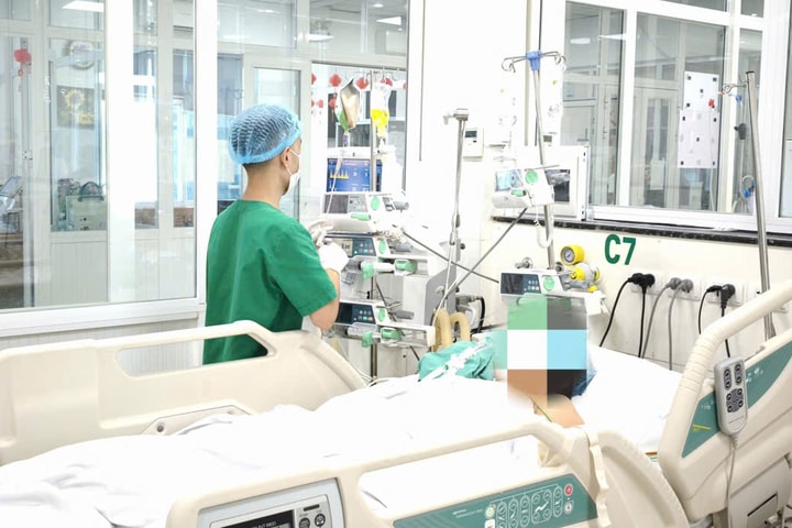 Sốt xuất huyết dengue nặng gia tăng, nhiều ca sốc nguy kịch nhập viện