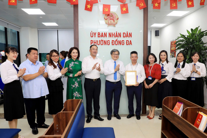 Hai phường Đống Đa, Ô Chợ Dừa tạo bứt phá trong cải cách thủ tục hành chính, chuyển đổi số