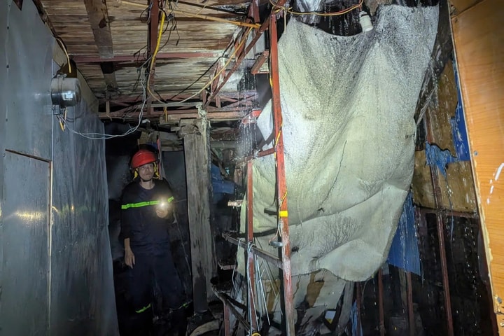 Hà Nội: Không có thiệt hại về người trong vụ cháy tại phố Đê La Thành