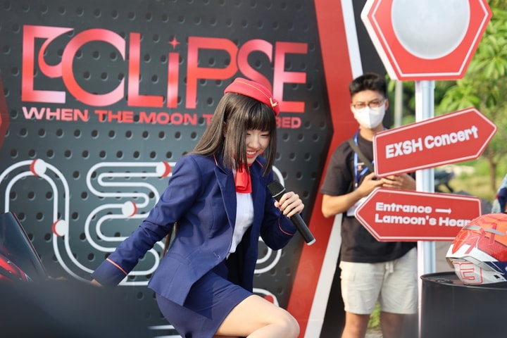 Fanbooth “Em Xinh” rực rỡ, náo nhiệt đổ bộ đường đua F1 Mỹ Đình