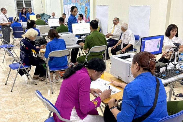 Chiến dịch Thanh niên tình nguyện hè 2025 “Áo xanh” phủ sóng từ trung tâm hành chính đến đảo xa