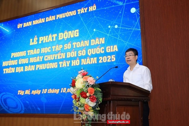 Lan tỏa tinh thần chuyển đổi số, xây dựng “công dân số Tây Hồ”