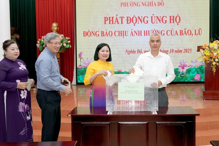Phường Nghĩa Đô phát động phong trào ủng hộ đồng bào khắc phục hậu quả bão lũ