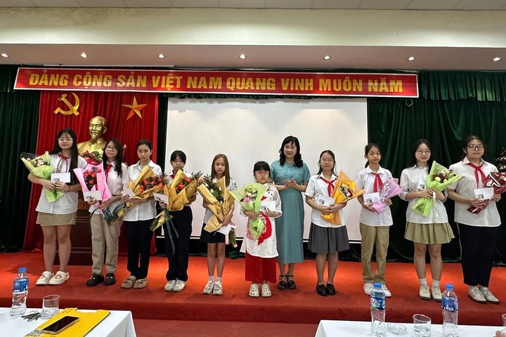 Giảm mất cân bằng giới tính từ những thay đổi trong mỗi gia đình