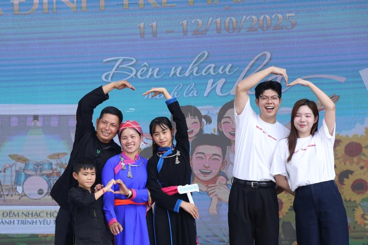 Sôi nổi Ngày hội “Gia đình trẻ hạnh phúc” 2025 với chủ đề “Bên nhau, mình là nhà”