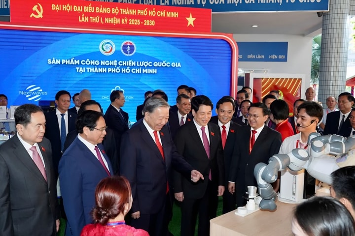 Tổng Bí thư Tô Lâm tham quan triển lãm “Đảng bộ TP Hồ Chí Minh - Tự tin, vững vàng bước vào kỷ nguyên mới”