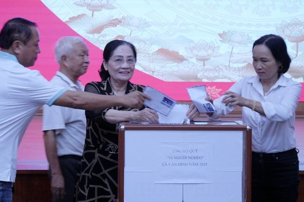 Vân Đình phát động ủng hộ Quỹ “Vì người nghèo” năm 2025