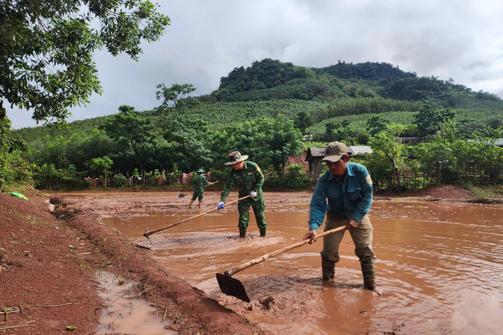 Đồn Biên phòng Cửa khẩu quốc tế Cha Lo: bảo vệ biên giới vững chắc nhất chính là xây dựng được thế trận lòng dân
