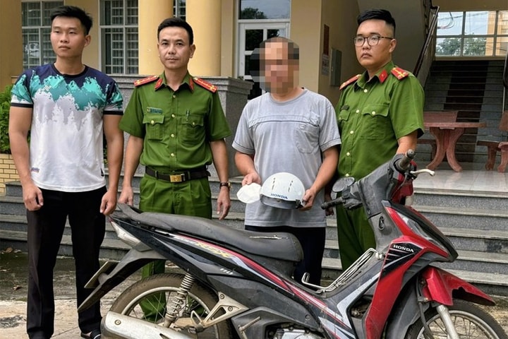 Đồng Nai: Bắt giữ kẻ cướp giật 40 tờ vé số người bán dạo