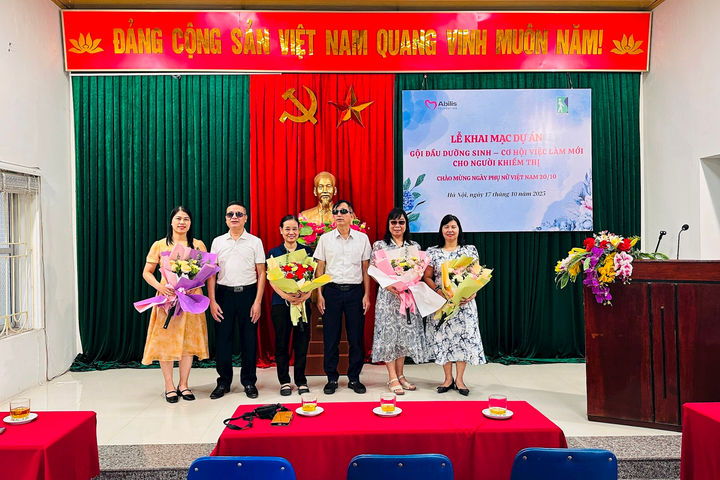 Tạo cơ hội việc làm mới cho người khiếm thị