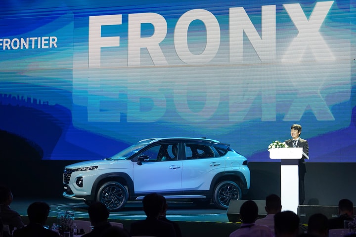 Suzuki kỷ niệm 30 năm có mặt tại Việt Nam với Fronx và xe điện e Vitara