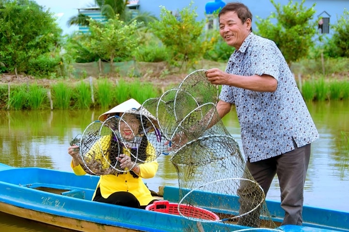 Tôm và cua Cà Mau - thương hiệu vươn xa từ đất mũi